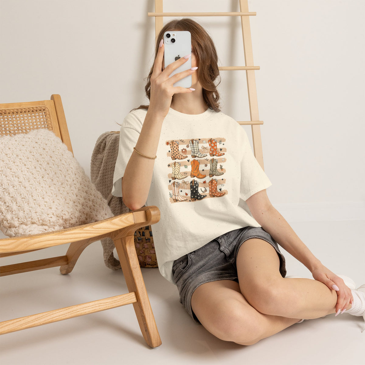 Retro Fall Boot Tee